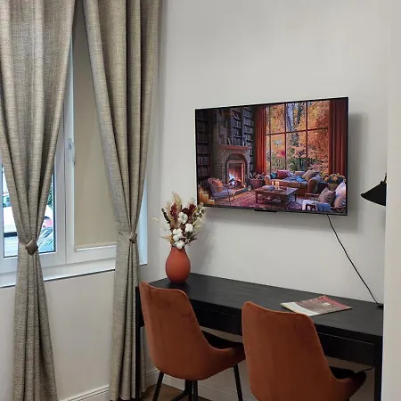 Bienvenue A Stella Di Varos Apartament